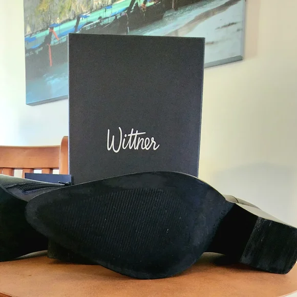 WITTNER Keisha Pointed Toe Block Heel Booties - Picture 3 of 6